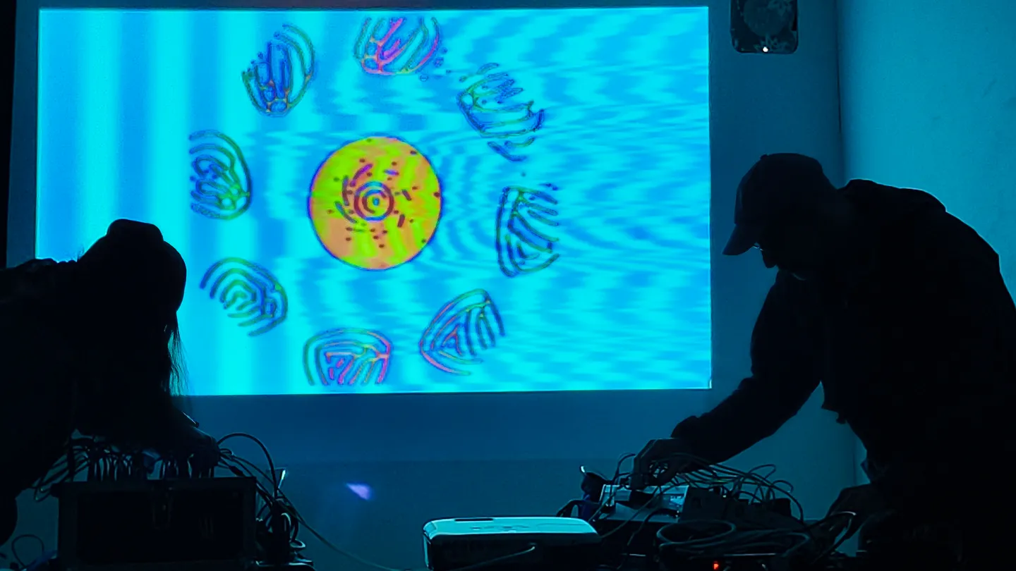 Paloma Kop and Lee Tusman performing at Living Gallery