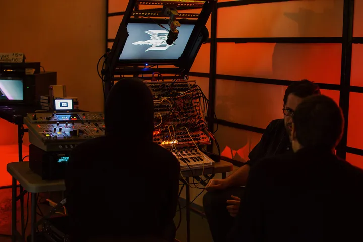 Jonas Bers's tabling setup