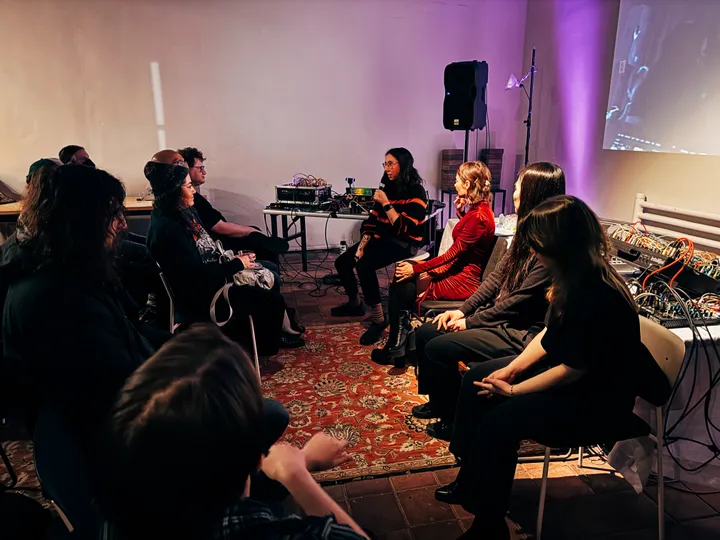 Group Q&A session (photo by Mike Clemow)